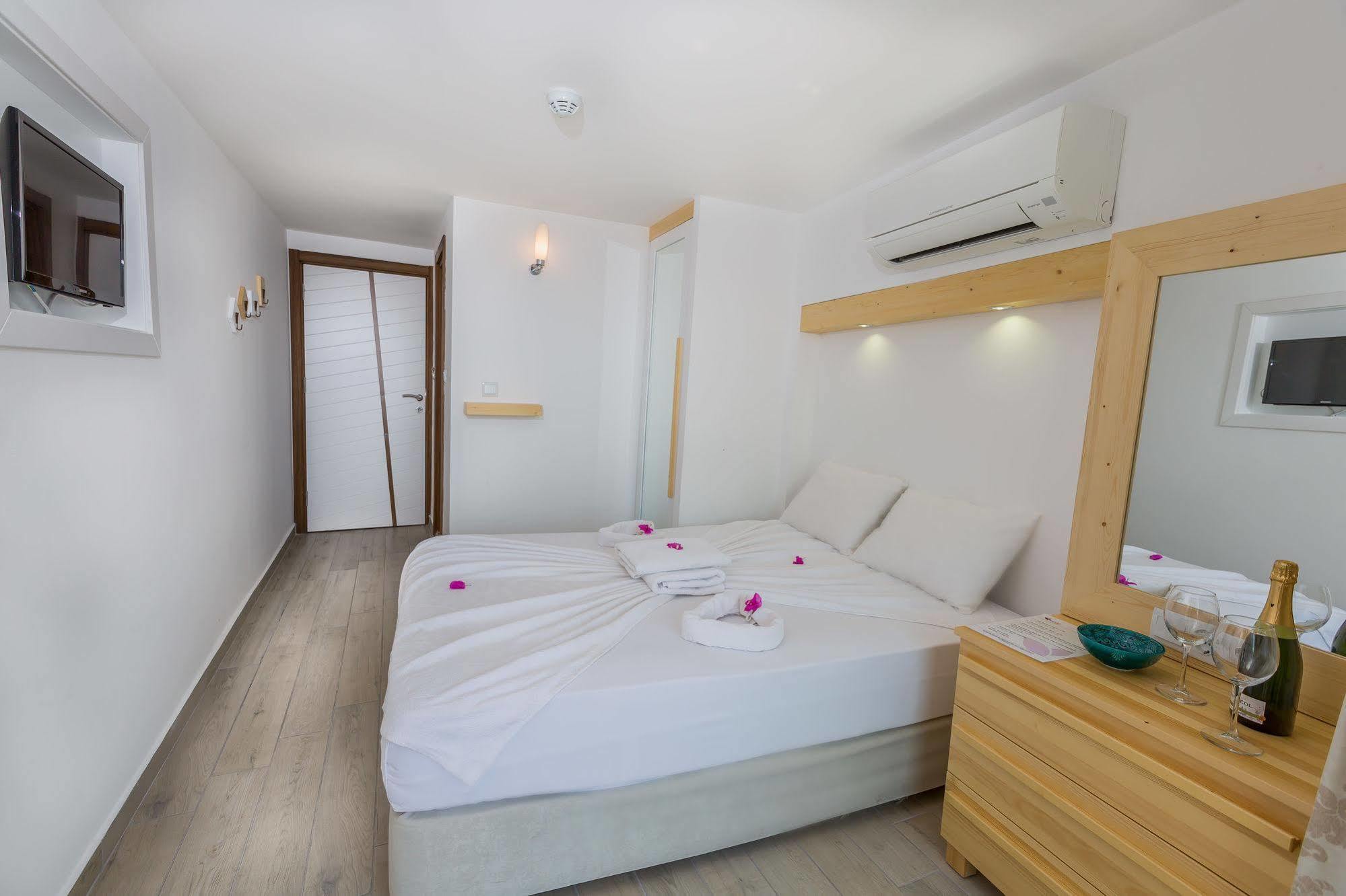 Defne Hotel Kas Exterior foto